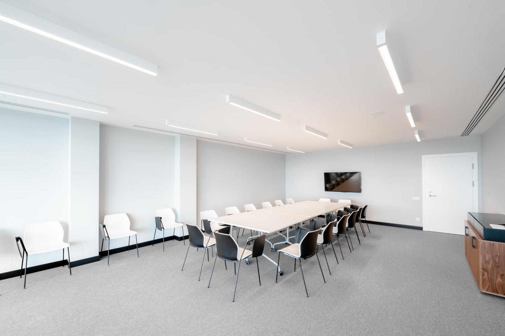 Kepler Club Riga Airport Hotel - Landside Public Area Ieki Bagian luar foto